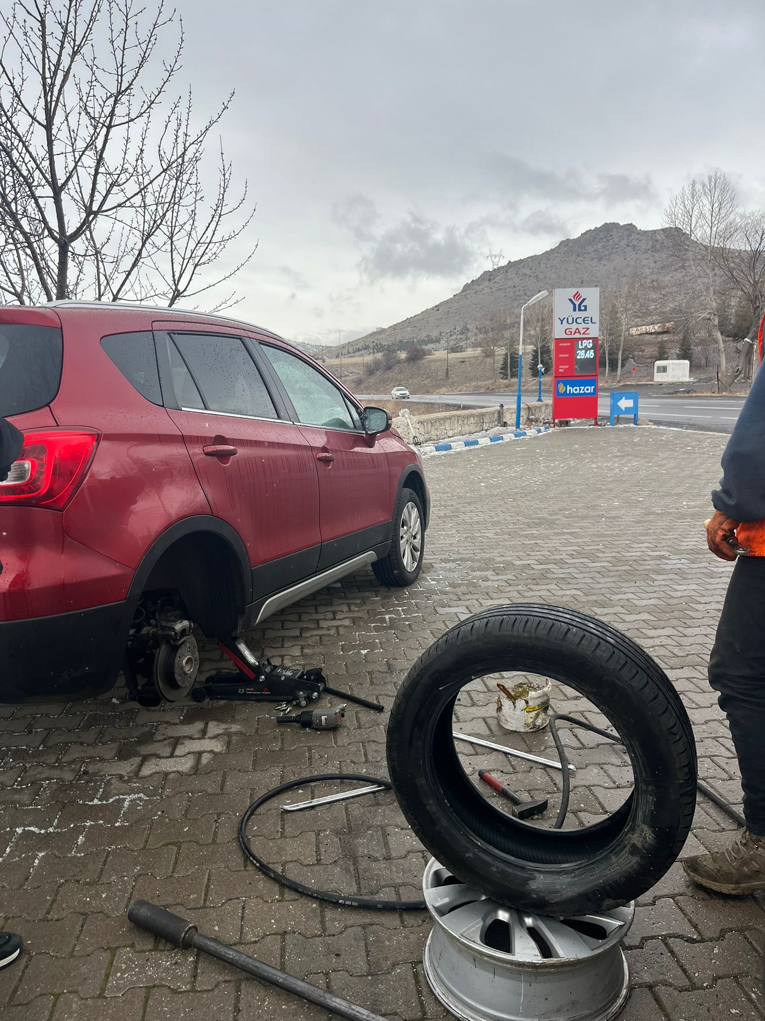 Pozantı Oto Lastik Tamiri